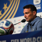 Lionel Scaloni superó a Carlos Bilardo en cantidad de victorias en el Mundial y lo hará en partidos disputados