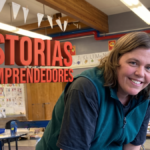 Una maestra jardinera gana US$10.400 al mes con un trabajo desde la mesa de su cocina: cómo lo hizo